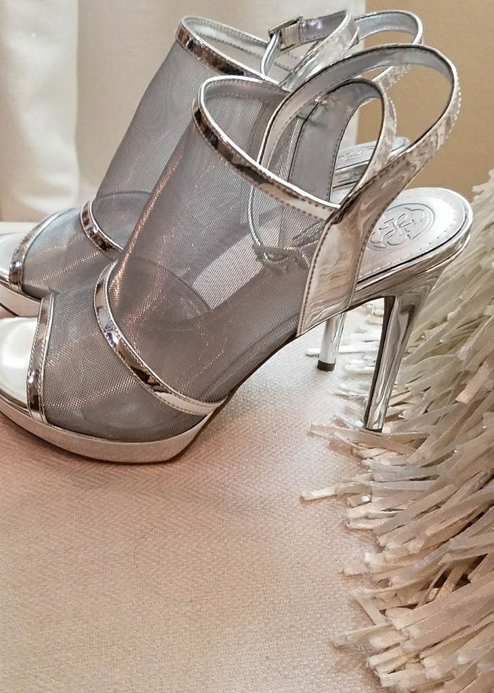 Sandals - Picture 2 of 3